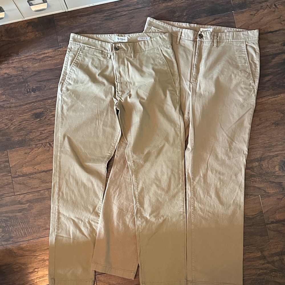Goodfellow Men's Tan Khaki Pants 2 Pairs
